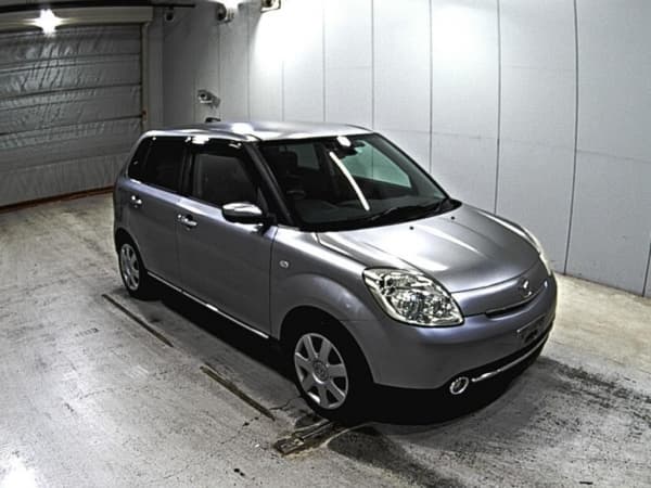 Mazda Verisa