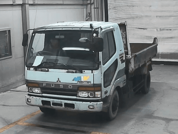 Mitsubishi Fuso fighter